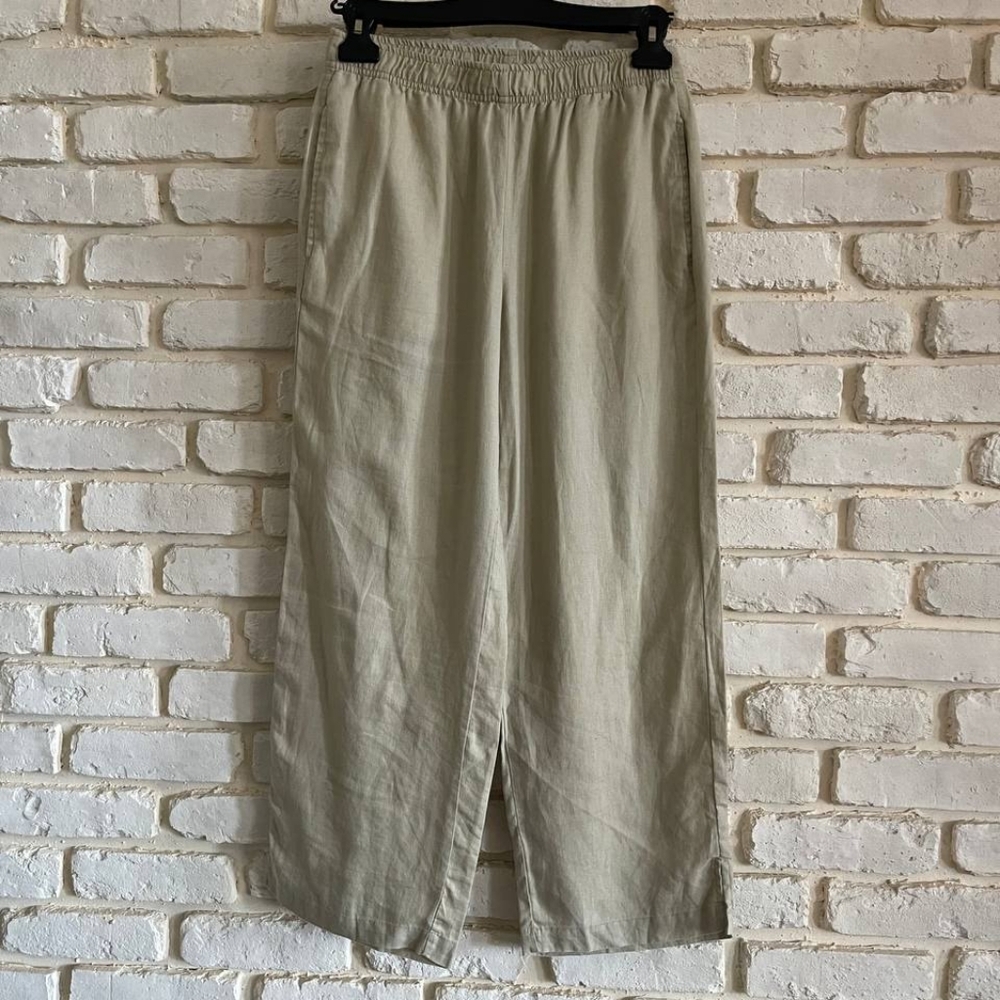 Linen Anrea Jovine Women'spants with pocket s, olive/ light green color, size S.